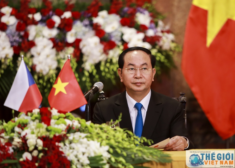 toan canh le don chinh thuc tong thong czech milos zeman tai phu chu tich