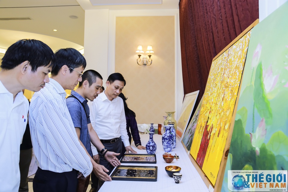 69 tac pham tranh dong gop vao my thuat viet nam va ngoai giao van hoa