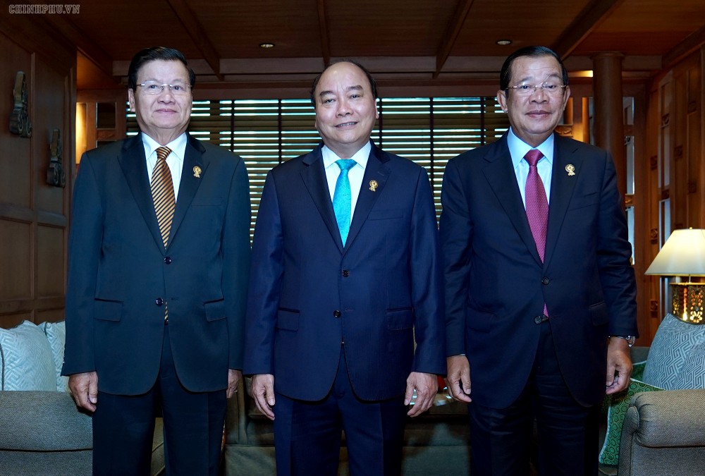 Thủ tướng Nguyễn Xuân Phúc gặp Thủ tướng Lào, Campuchia và Tổng thống Philippines bên lề Cấp cao ASEAN 34 thu tuong viet nam lao va campuchia gap go ben le hoi nghi cap cao asean 34