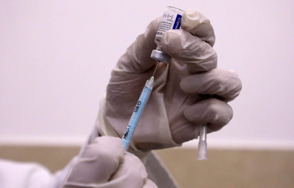 Bộ Y tế Nga: Vaccine Sputnik V phù hợp để chủng ngừa lại