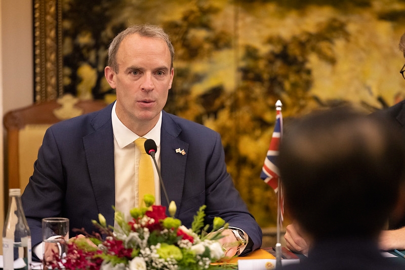 Bộ trưởng Ngoại giao Anh và những hoạt động tại Việt Nam