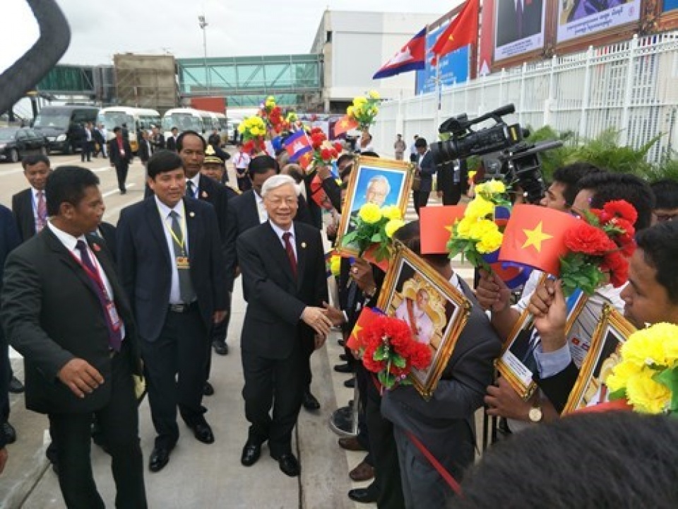 bao campuchia viet ve chuyen tham cap nha nuoc cua tong bi thu nguyen phu trong