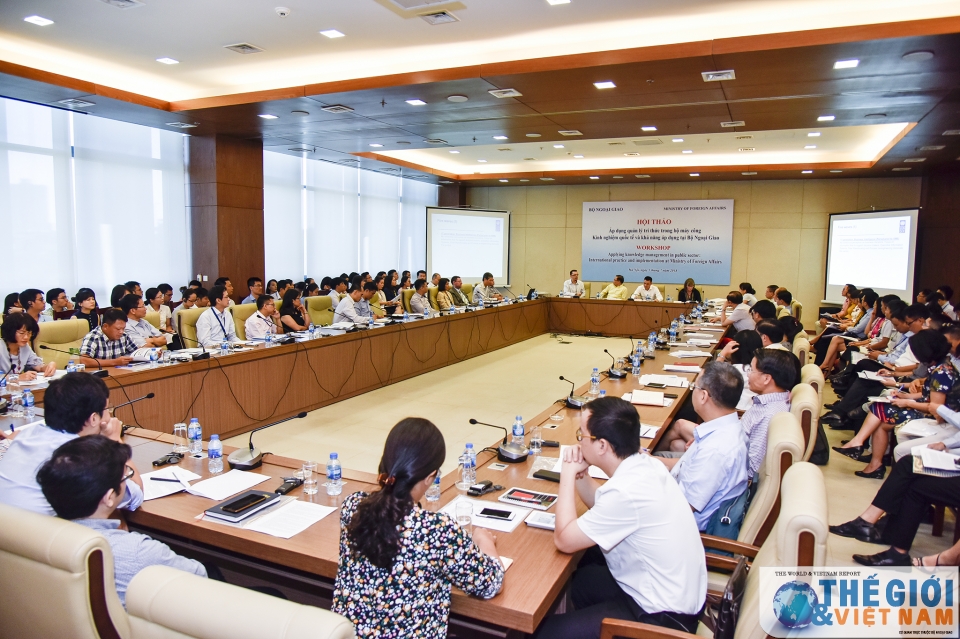 trao doi kinh nghiem quoc te ve quan ly tri thuc trong bo may cong