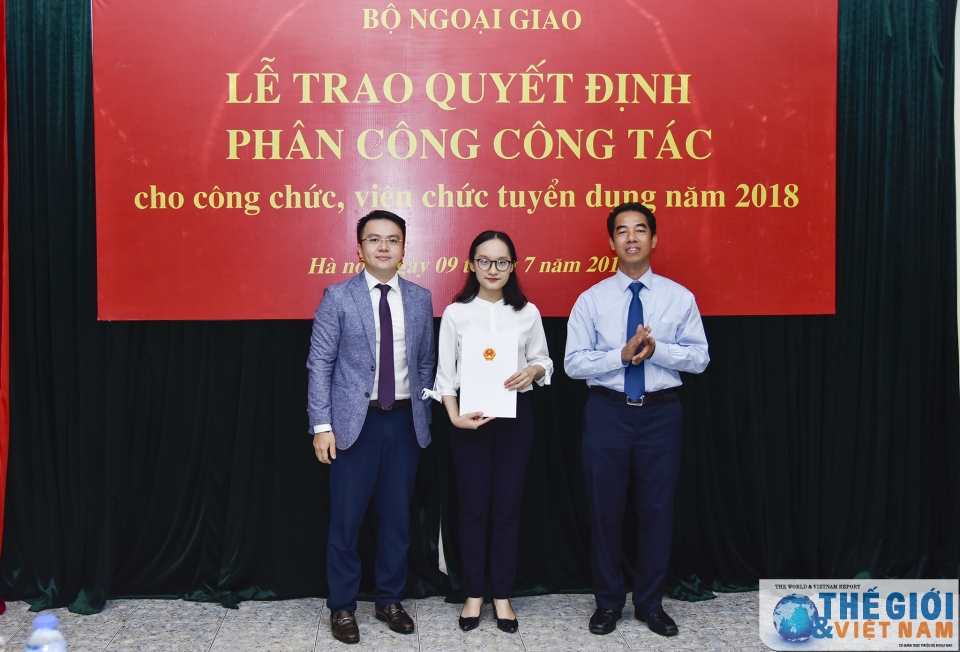 bo ngoai giao trao quyet dinh phan cong cong tac 2018