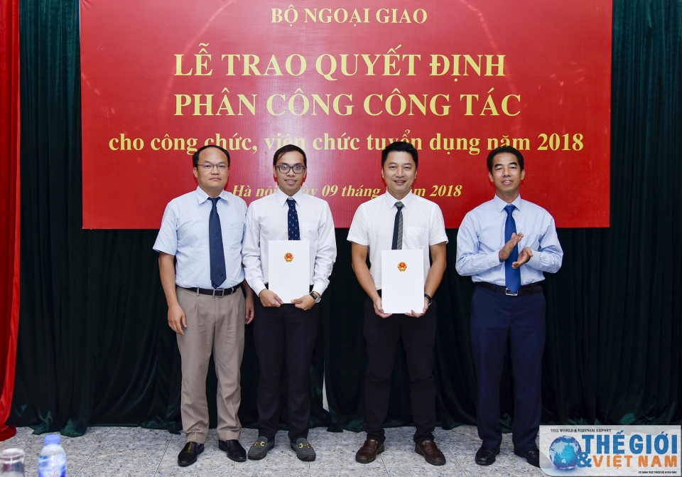 bo ngoai giao trao quyet dinh phan cong cong tac 2018
