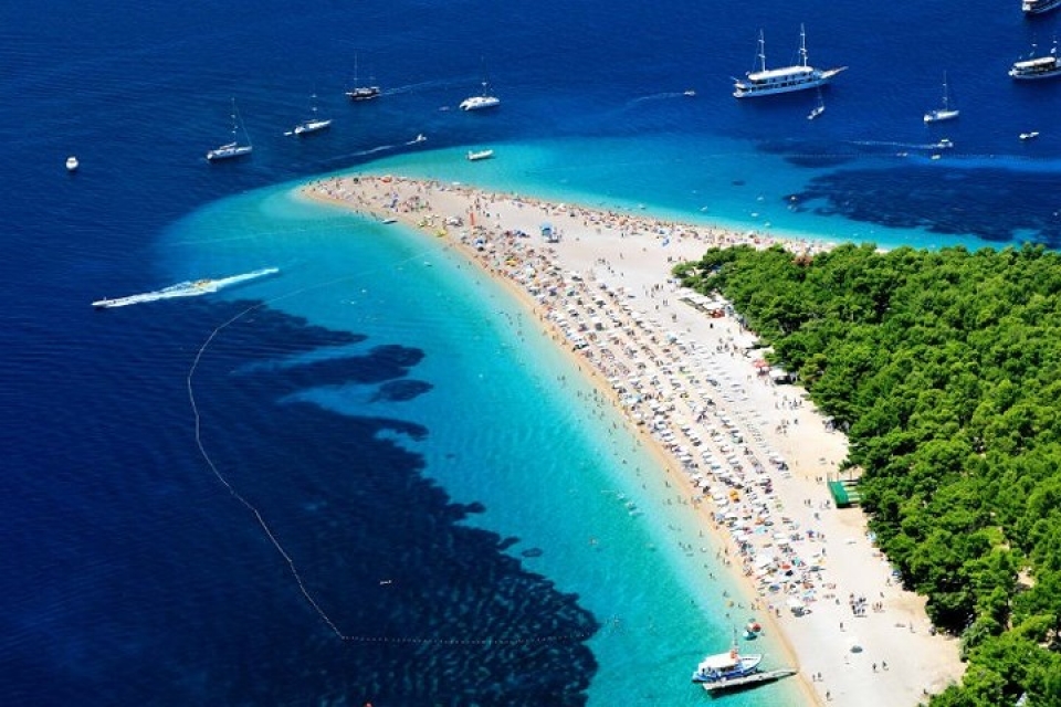 ngo ngang canh dep me hon cua croatia dat nuoc co doi bong cuc manh