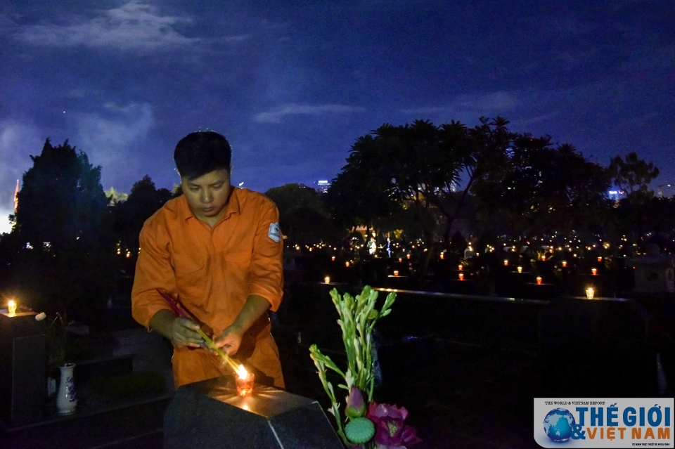 bung sang nghia trang dem tri an cac anh hung liet si