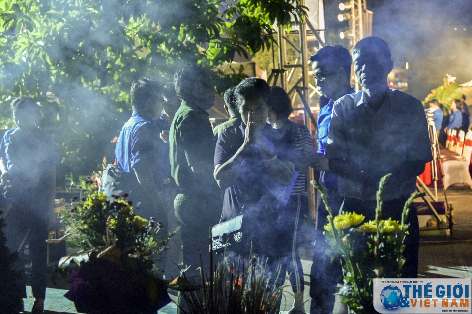 bung sang nghia trang dem tri an cac anh hung liet si