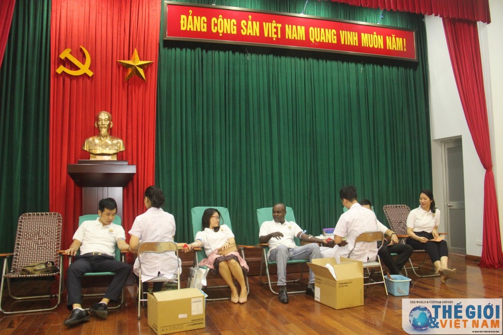 Đoàn Thanh niên Cục Phục vụ Ngoại giao đoàn tổ chức hiến máu thiện nguyện doan thanh nien cuc phuc vu ngoai giao doan to chuc hien mau thien nguyen