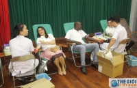 Đoàn Thanh niên Cục Phục vụ Ngoại giao đoàn tổ chức hiến máu thiện nguyện