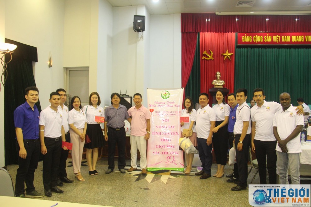 Đoàn Thanh niên Cục Phục vụ Ngoại giao đoàn tổ chức hiến máu thiện nguyện doan thanh nien cuc phuc vu ngoai giao doan to chuc hien mau thien nguyen