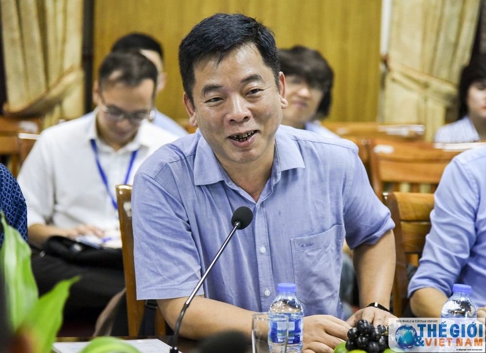 truoc trong trach kep cua viet nam tai asean va hdba lhq can bo tre ngoai giao can lam gi