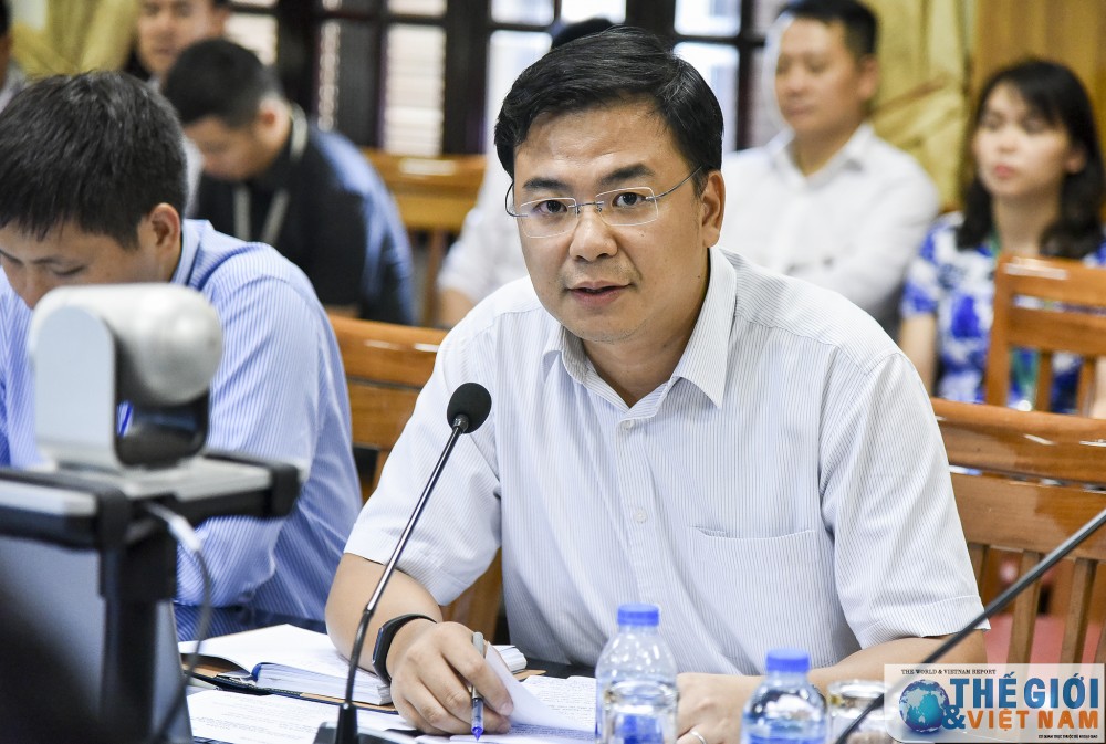 truoc trong trach kep cua viet nam tai asean va hdba lhq can bo tre ngoai giao can lam gi