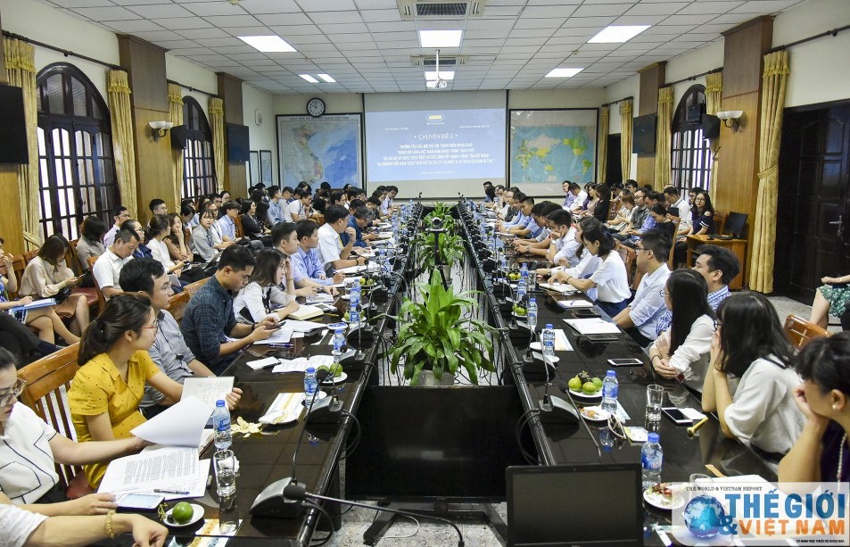 truoc trong trach kep cua viet nam tai asean va hdba lhq can bo tre ngoai giao can lam gi