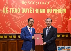 Thứ trưởng Nguyễn Quốc Dũng trao quyết định bổ nhiệm cán bộ cấp Vụ