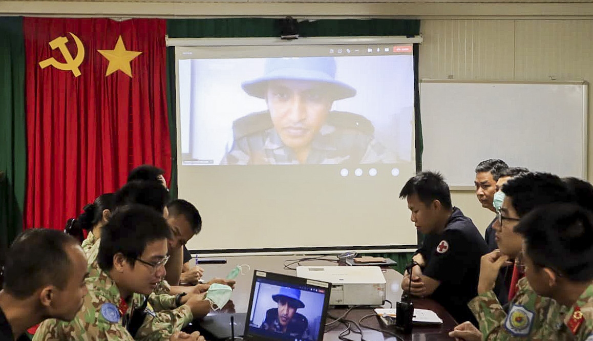 Lần đầu tiên tổ chức buổi tập huấn trực tuyến về Covid-19 giữa 2 bệnh viện cấp 2 Việt Nam và Ấn Độ tại Nam Sudan