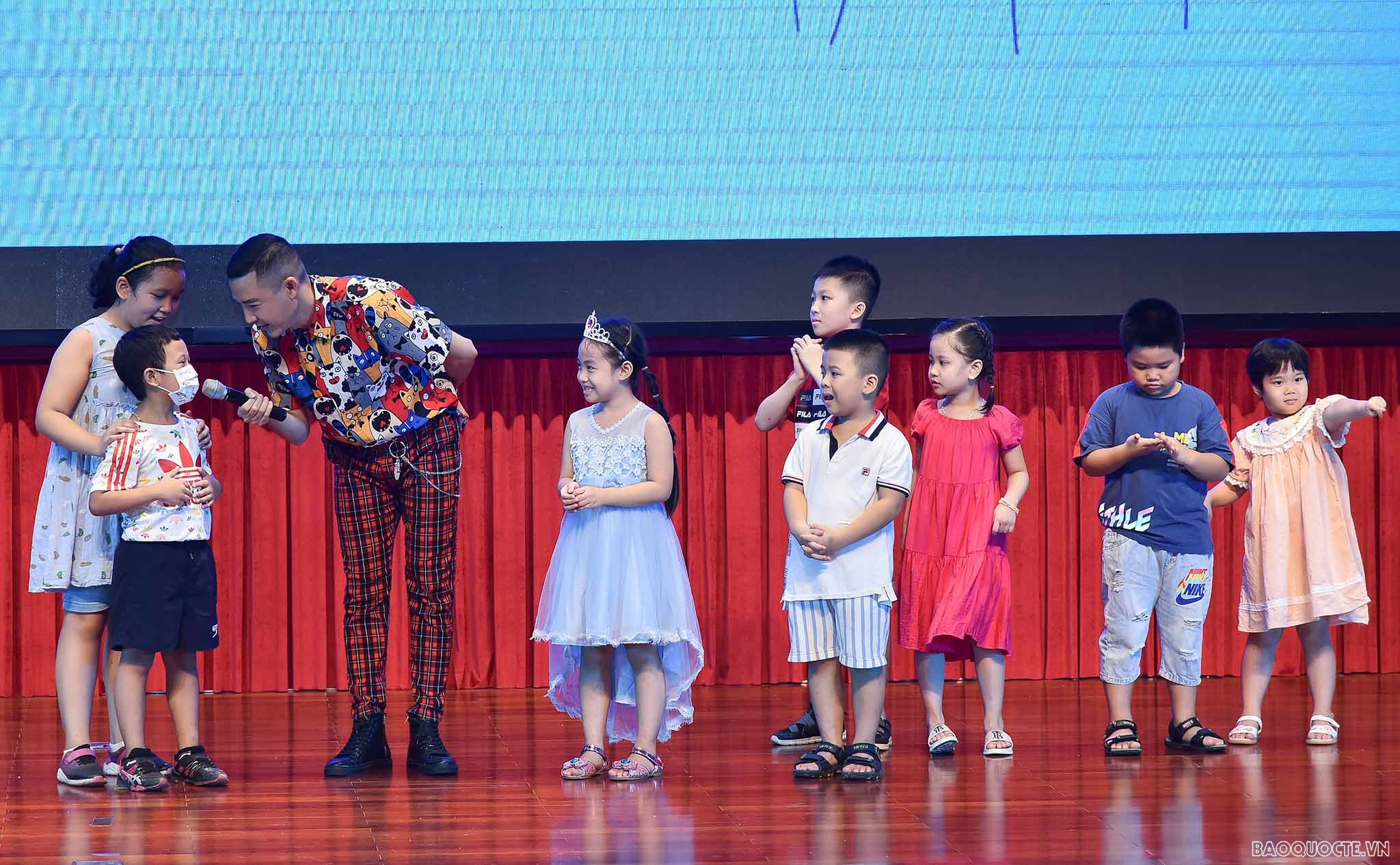 Sôi động ‘Con yêu ngành Ngoại giao’ lần thứ 3