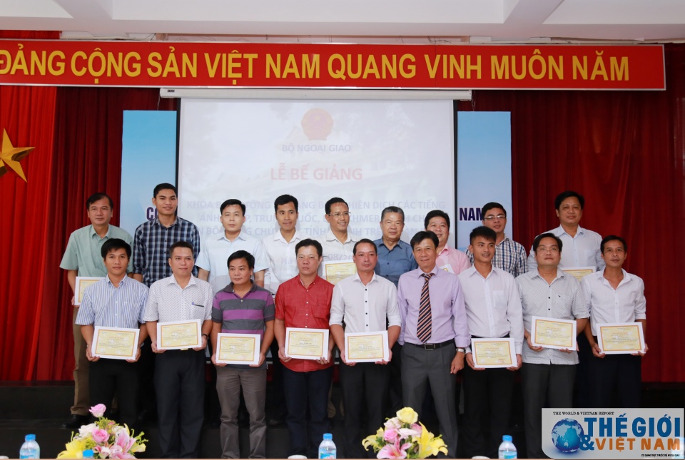 be giang khoa boi duong ky nang bien phien dich 2017