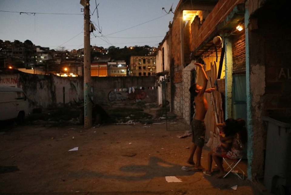 rio de jaineiro mot nam sau the van hoi