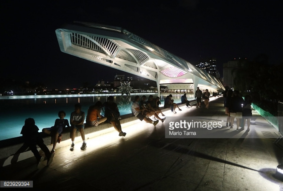 rio de jaineiro mot nam sau the van hoi