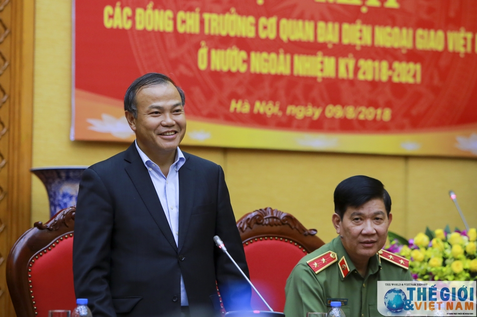 Hợp tác chặt chẽ giữa cơ quan đại Việt Nam ở nước ngoài và Bộ Công an hop tac chat che giua co quan dai viet nam o nuoc ngoai va bo cong an