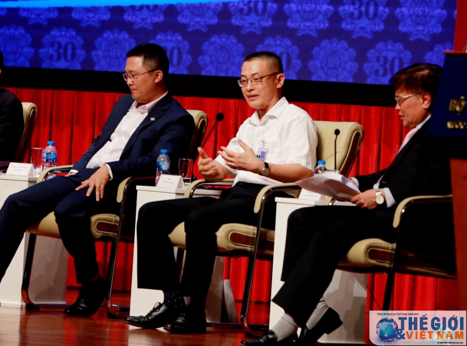 phien thao luan truc tiep giua cac truong cqdd viet nam o nuoc ngoai va doanh nghiep