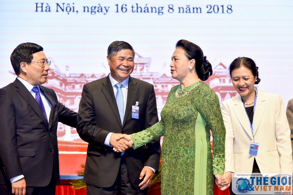 hoi nghi ngoai giao 30 nhung hinh anh tai phien doi ngoai quoc hoi