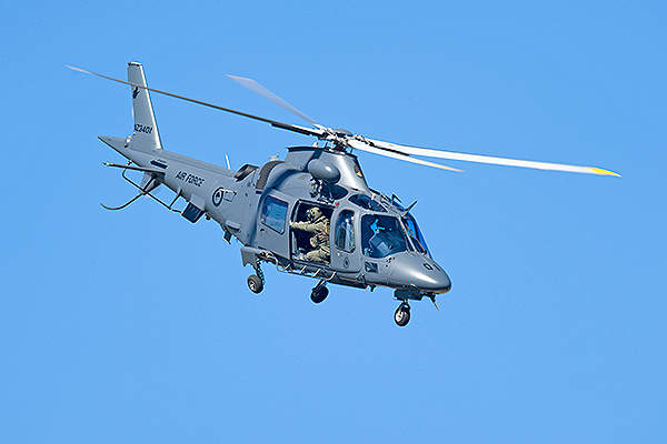 anh diem danh nhung truc thang quan su nhanh nhat the gioi