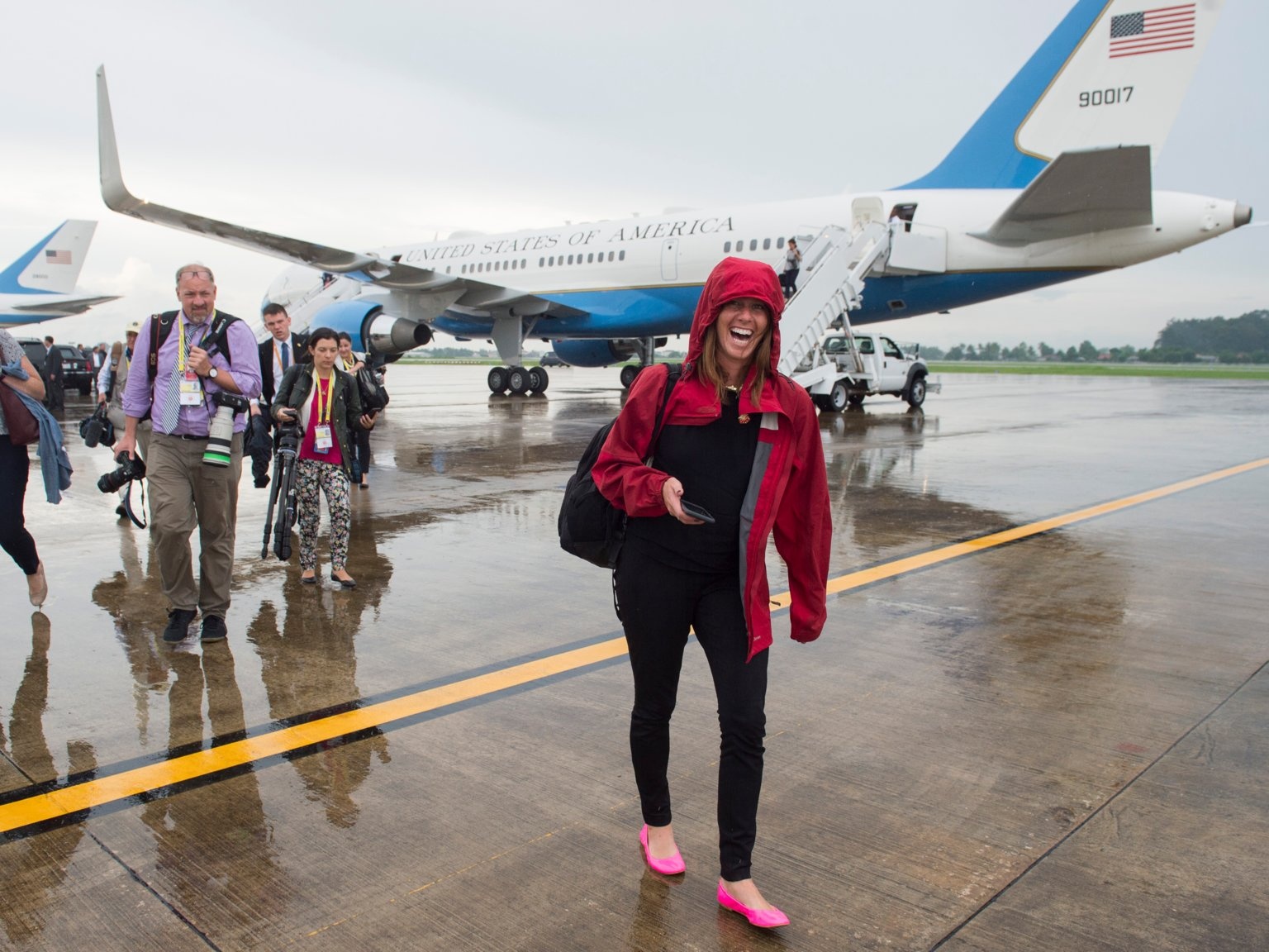 muc luong nhan vien nha trang nhan duoc la bao nhieu