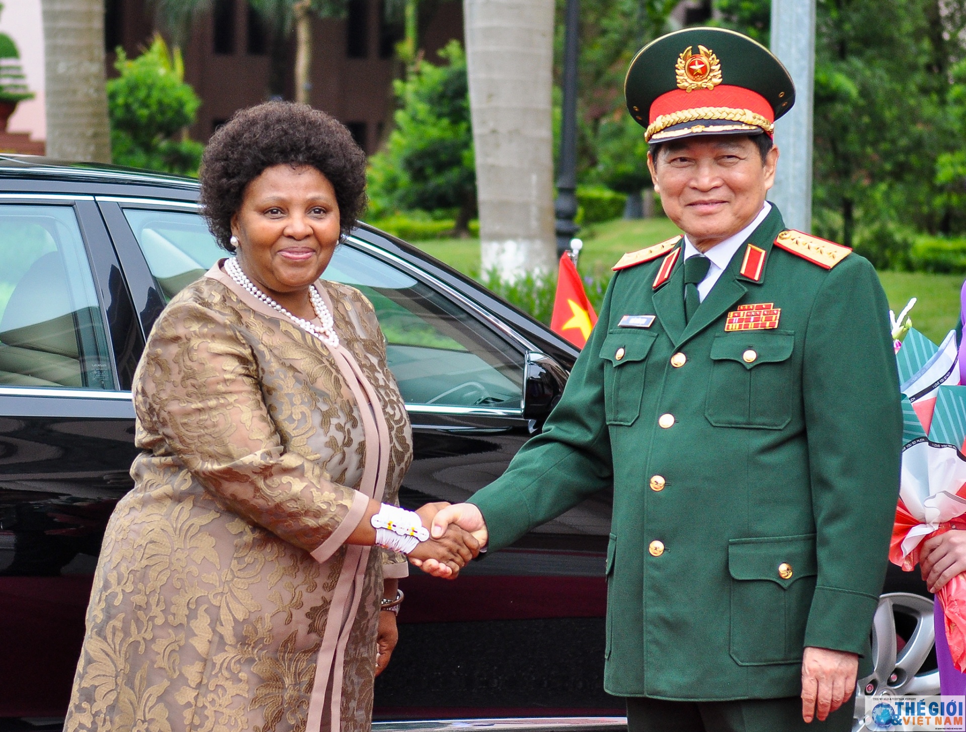 le don bo truong quoc phong va cuu chien binh nam phi tham viet nam