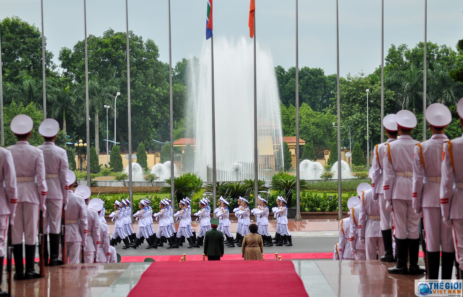 le don bo truong quoc phong va cuu chien binh nam phi tham viet nam