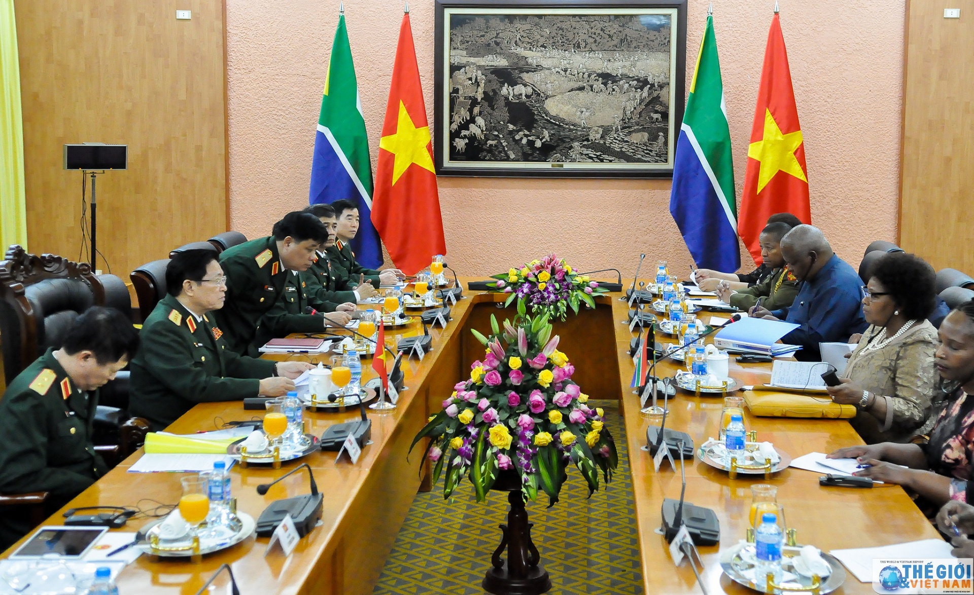 le don bo truong quoc phong va cuu chien binh nam phi tham viet nam