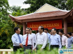 Phó Thủ tướng Phạm Bình Minh thăm Khu di tích lịch sử Bộ Ngoại giao tại Tuyên Quang