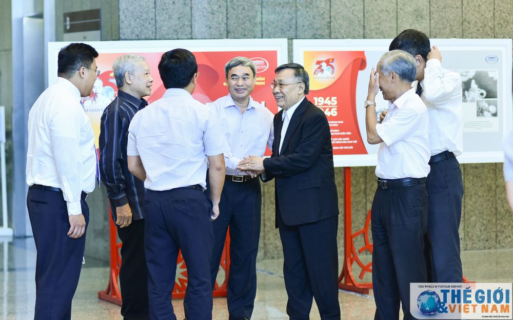 nhung hinh anh tai hoi thao khoa hoc 75 nam ngoai giao viet nam bai hoc kinh nghiem va dinh huong