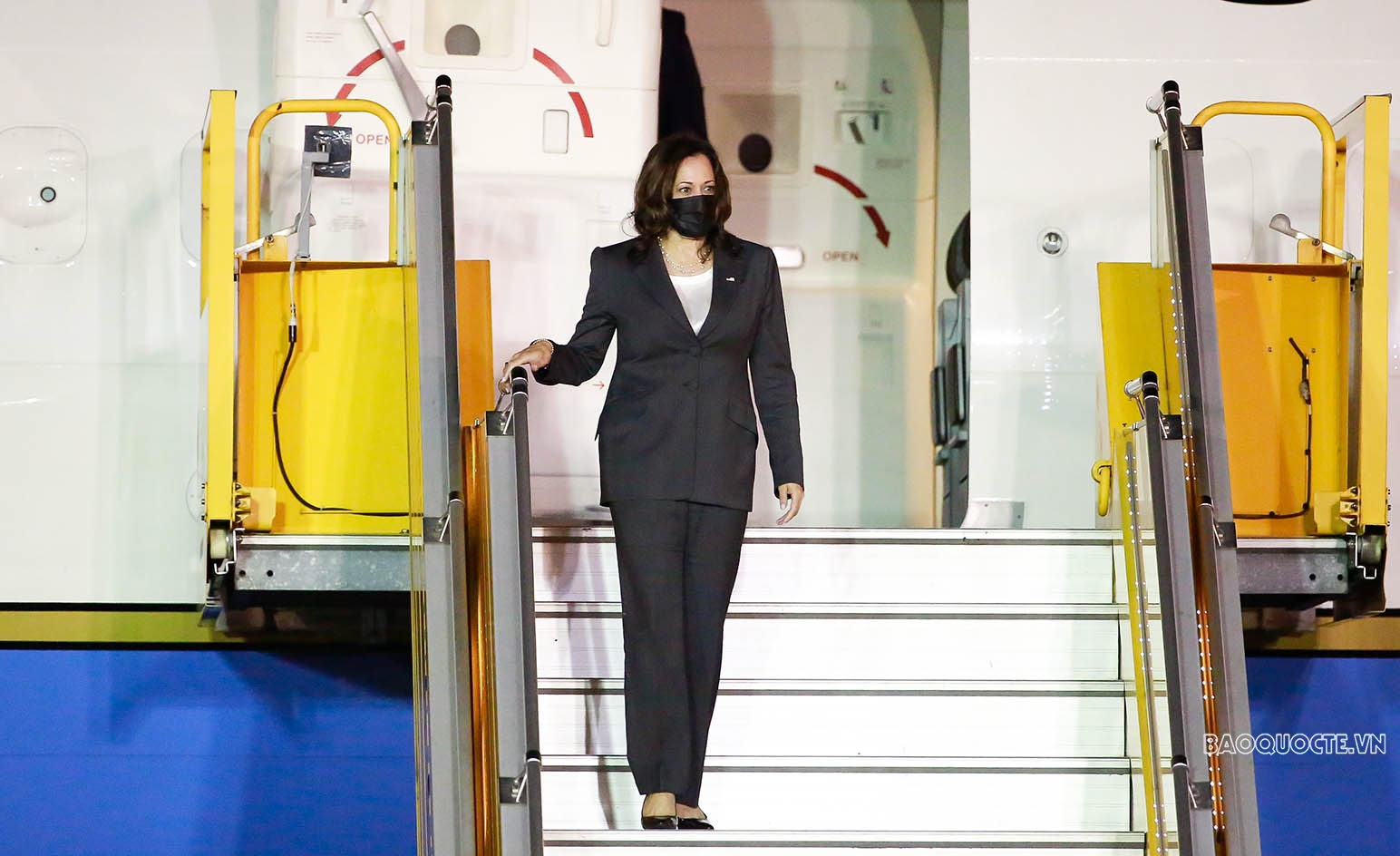 Toàn cảnh chuyến thăm Việt Nam của nữ Tổng thống Mỹ đầu tiên