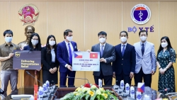 Việt Nam tiếp nhận 250.800 liều vaccine do Czech tài trợ