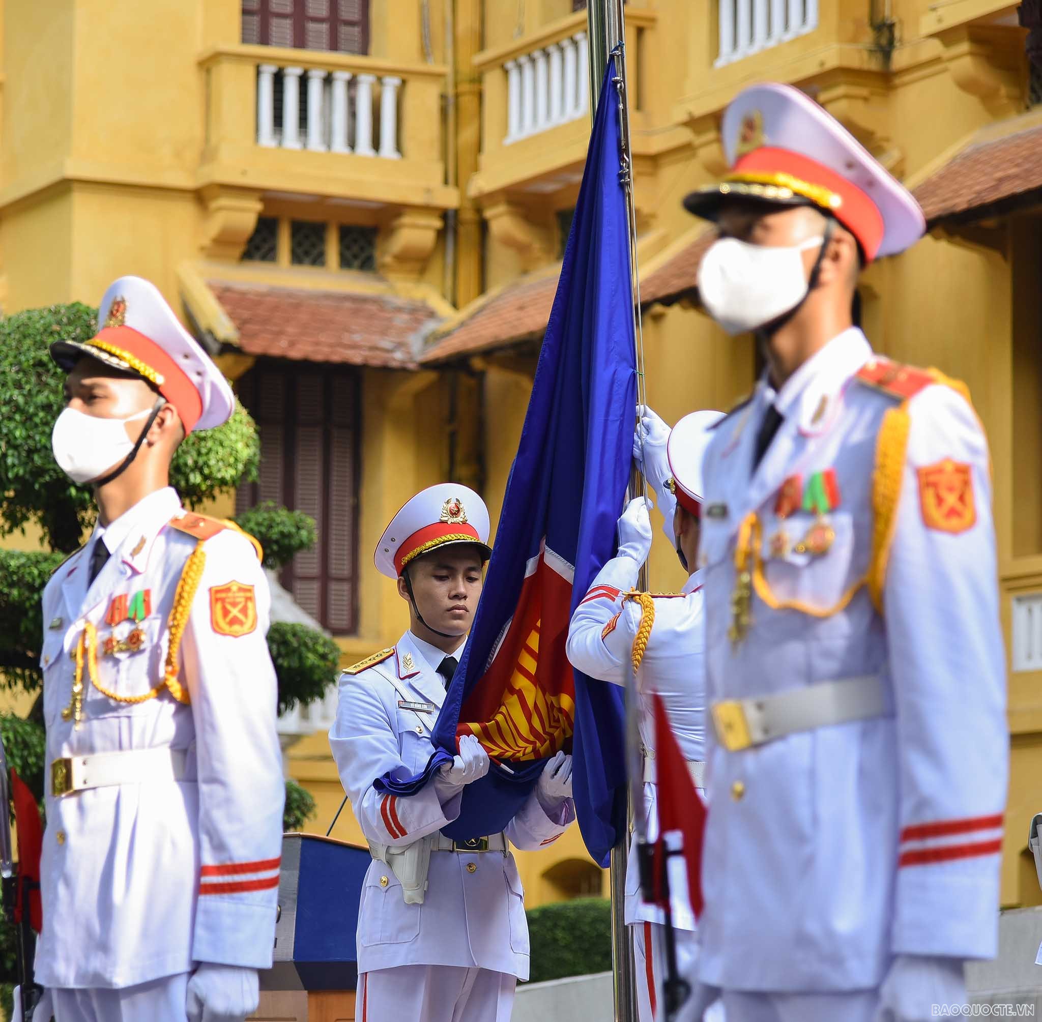 Lễ thượng cờ kỷ niệm 55 năm thành lập ASEAN