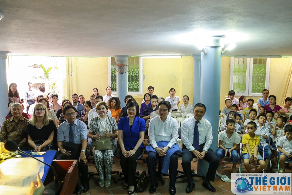 trao 200 trieu dong cho hoc sinh tinh nam dinh nhan dip khai giang