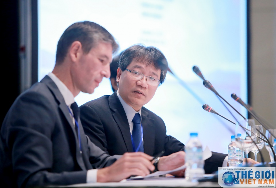 Tăng cường vai trò của luật quốc tế trong việc duy trì trật tự trên biển tang cuong vai tro cua luat quoc te trong viec duy tri trat tu tren bien