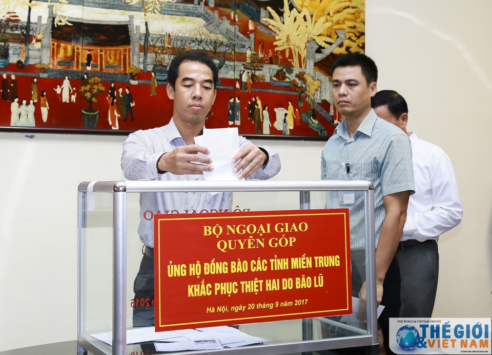 bo ngoai giao quyen gop ung ho dong bao cac tinh mien trung