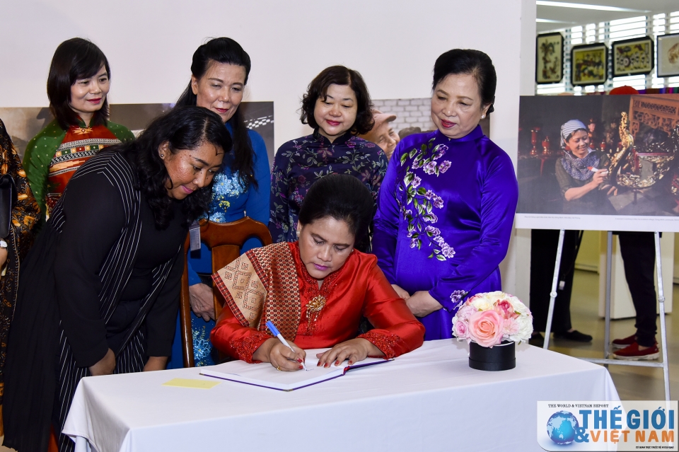phu nhan viet nam va indonesia tham bao tang phu nu