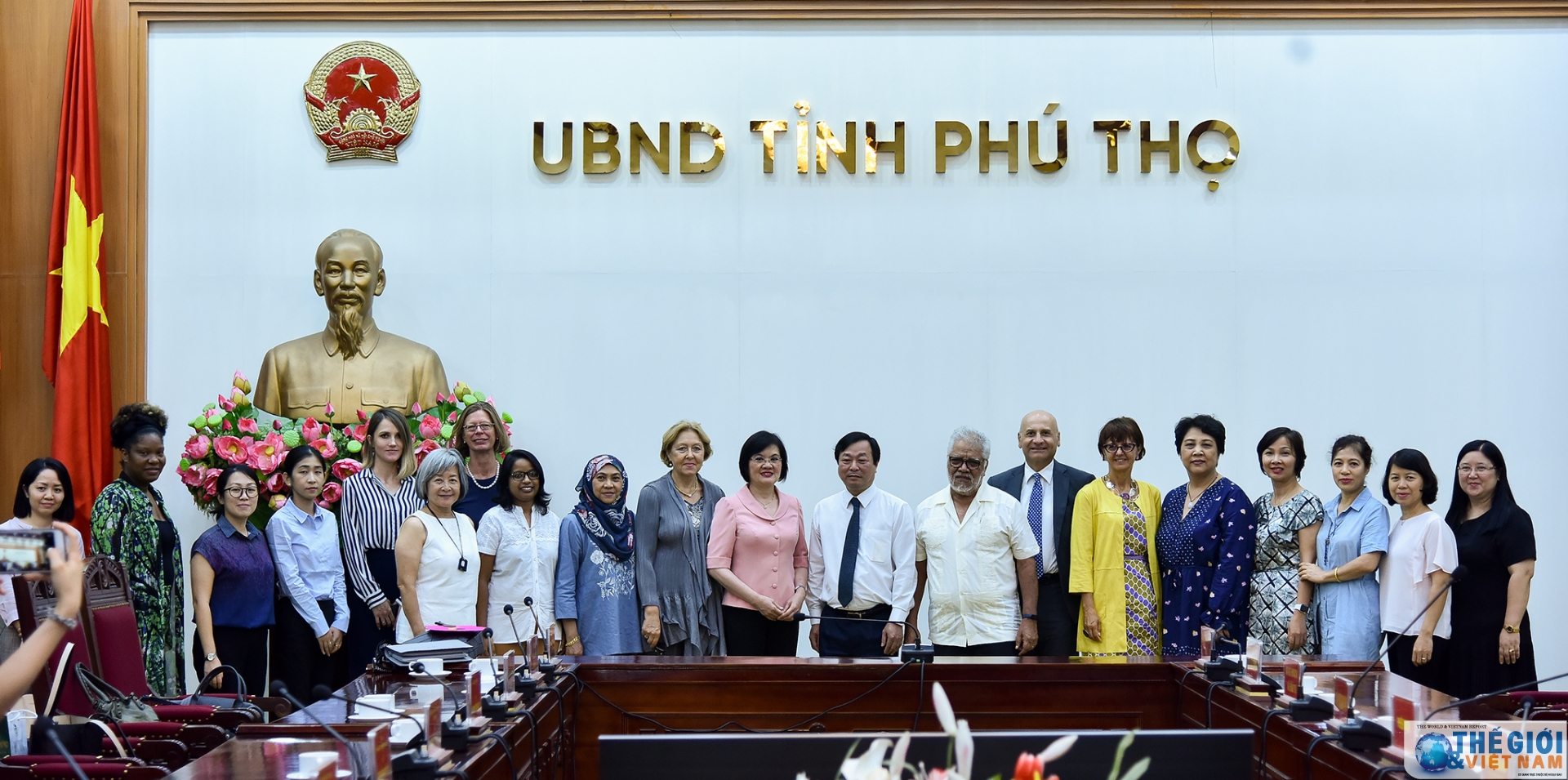 doan cong tac cua cuc phuc vu ngoai giao doan tham va lam viec tai tinh phu tho