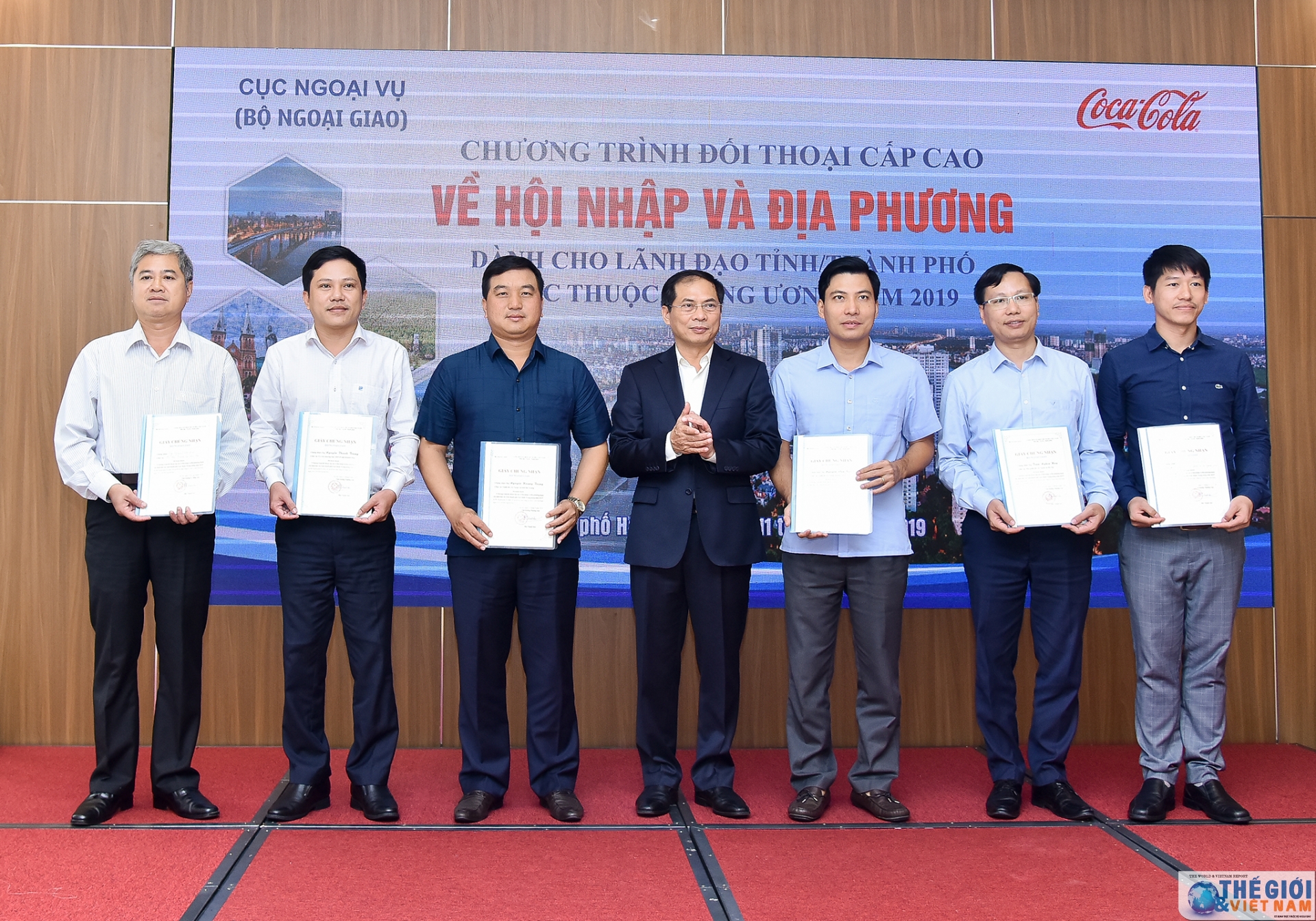 be giang khoa hoc doi thoai cap cao ve hoi nhap va dia phuong