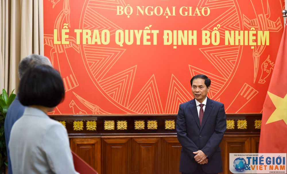 lanh-dao-bo-ngoai-giao-trao-quyet-dinh-dieu-dong-va-phan-cong-can-bo-lanh-dao-quan-ly-3