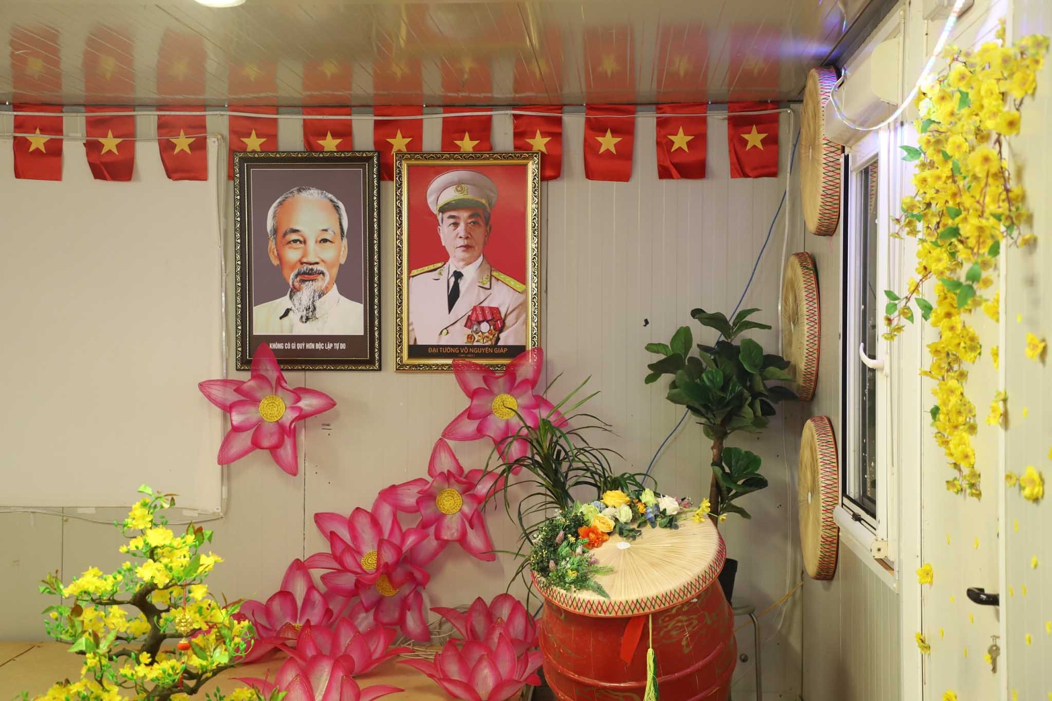 Tinh thần Việt Nam của người lính mũ nồi xanh ngày Quốc khánh