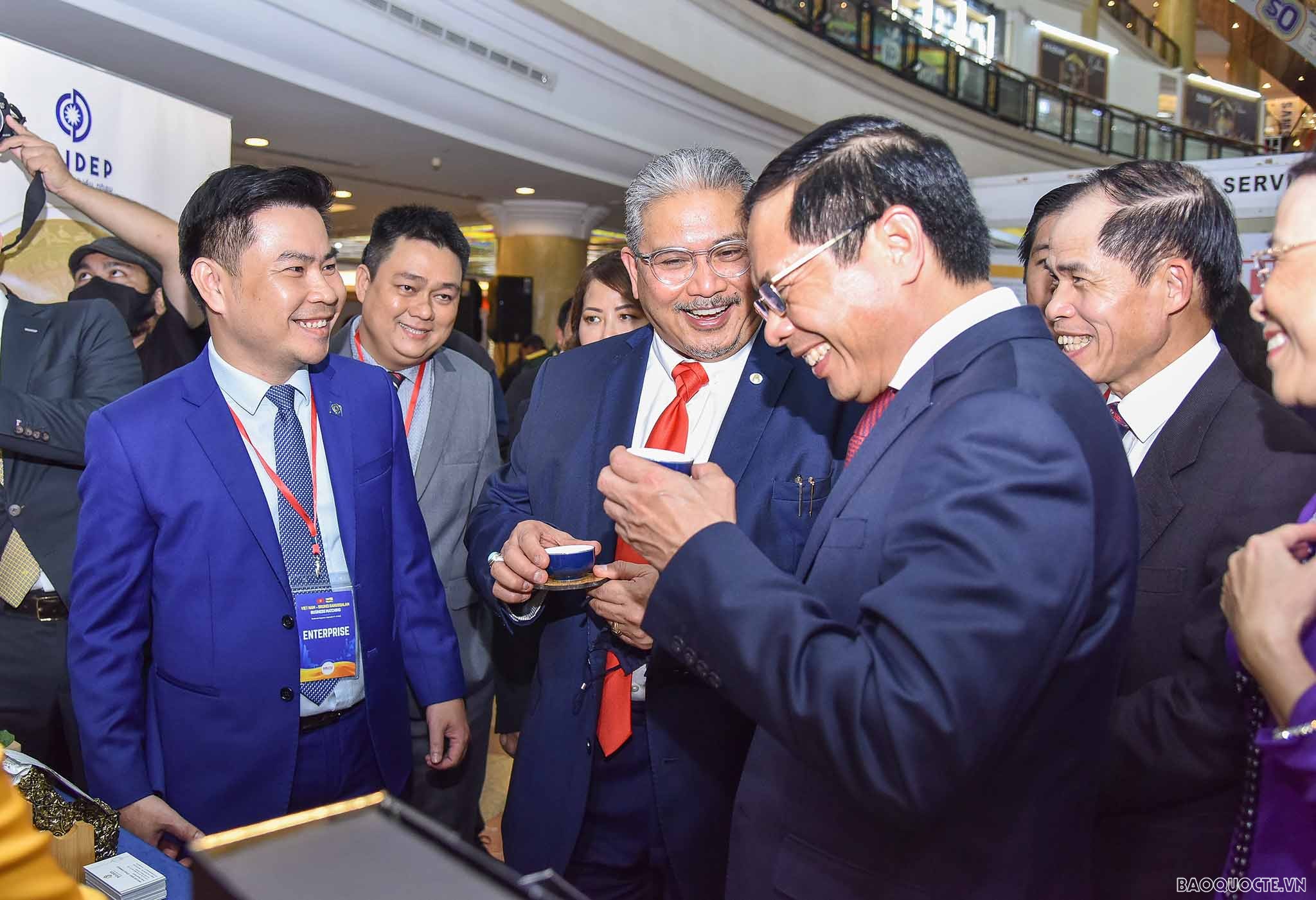 Bộ trưởng Ngoại giao Bùi Thanh Sơn thăm Brunei: Chuyến thăm nhiều kết quả Bộ trưởng Ngoại giao Bùi Thanh Sơn thăm Brunei: Chuyến thăm nhiều kết quả