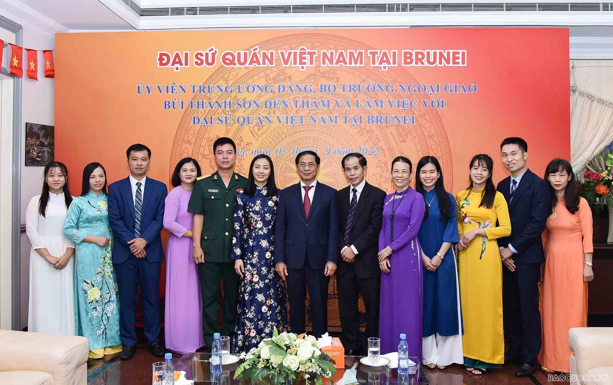 Bộ trưởng Ngoại giao Bùi Thanh Sơn thăm Brunei: Chuyến thăm nhiều kết quả Bộ trưởng Ngoại giao Bùi Thanh Sơn thăm Brunei: Chuyến thăm nhiều kết quả