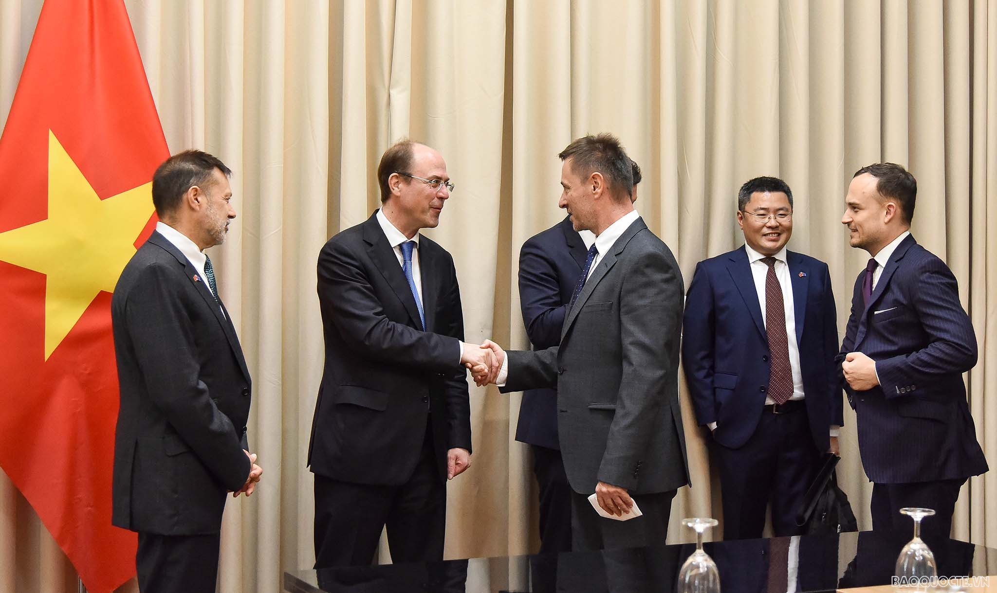 Ông từng là Cao ủy Australia tại Malaysia, Đại sứ chống buôn lậu người và con người Buôn lậu, Trợ lý Bộ trưởng Ngoại giao và Thương mại và từng công tác tại một số cơ quan của Liên hợp quốc và Ngân hàng thế giới.