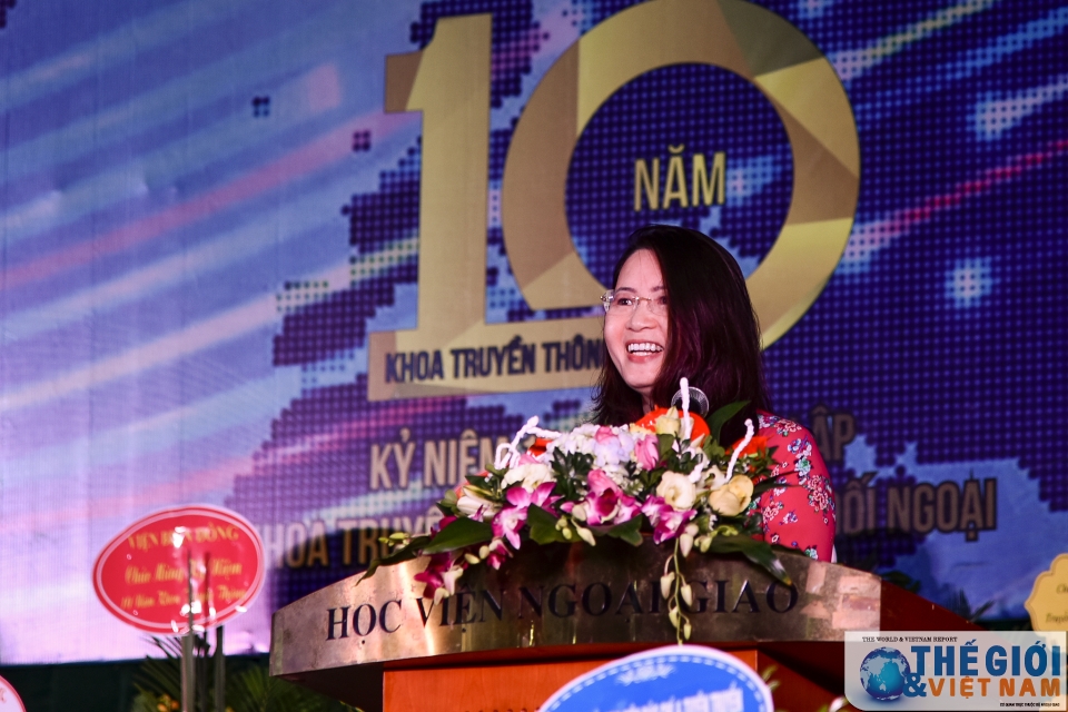 chang duong 10 nam khoa truyen thong va van hoa doi ngoai