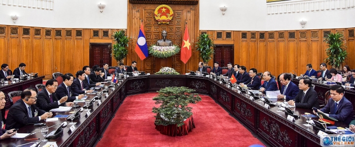 dua kim ngach thuong mai viet nam lao tang truong on dinh tu 10 15nam